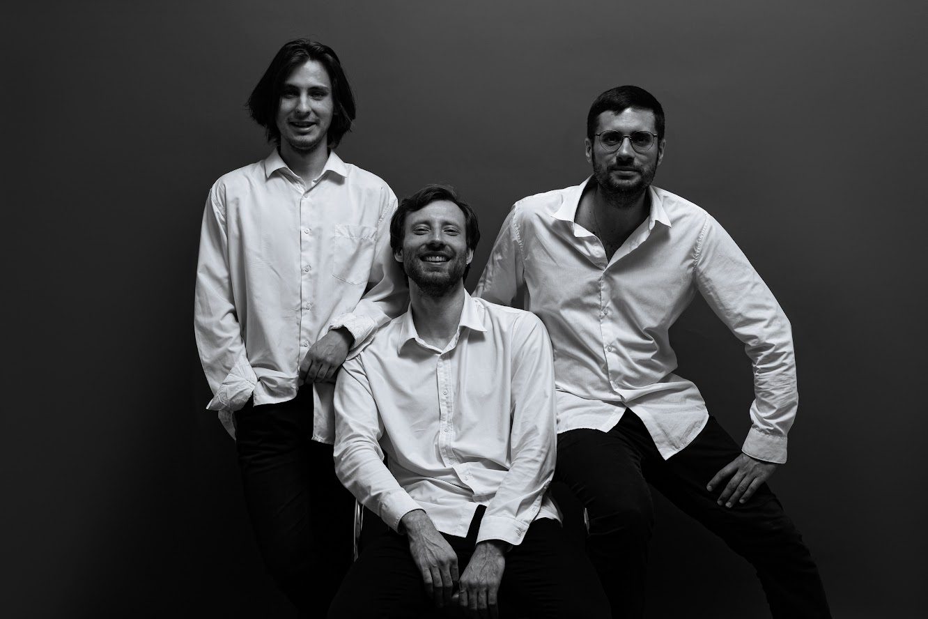Illo.Trio \u002F Illo.Trio