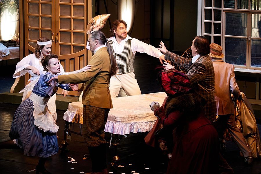 Афиша: opera Svadba Figaro