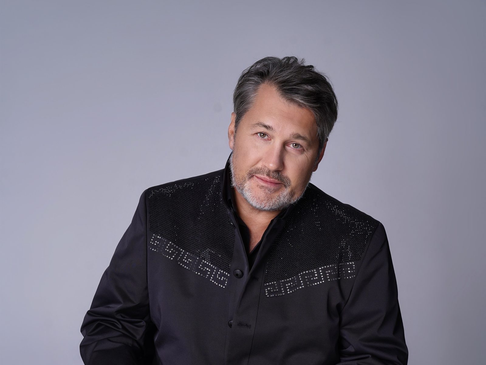 Vladimir Çernyakov. Sumasşedşaya lyubov